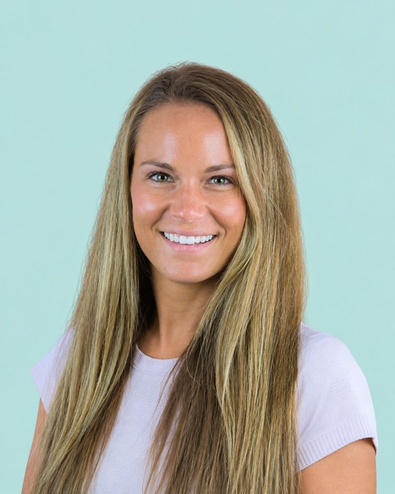 Portrait of Lindsey Dunn